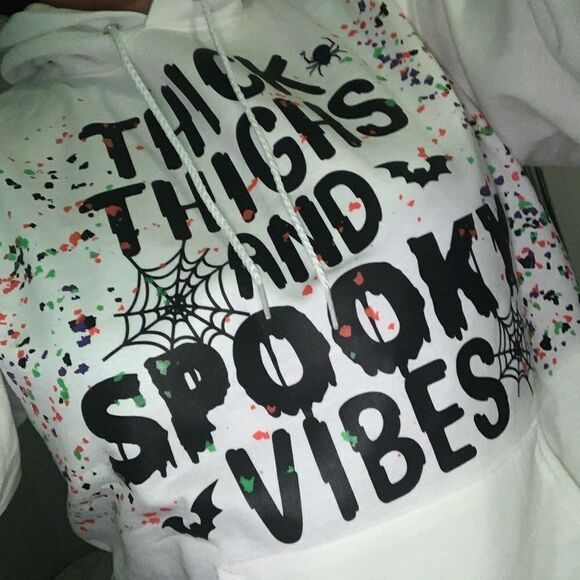 NWOT “ Thick Thighs and Spooky vibes “ hoodie  size M 🦇🦇🦇 - Picture 12 of 12